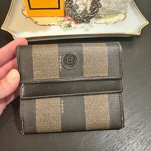 Vintage Pequin Pattern Wallet